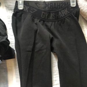 Gynshark all black leggings